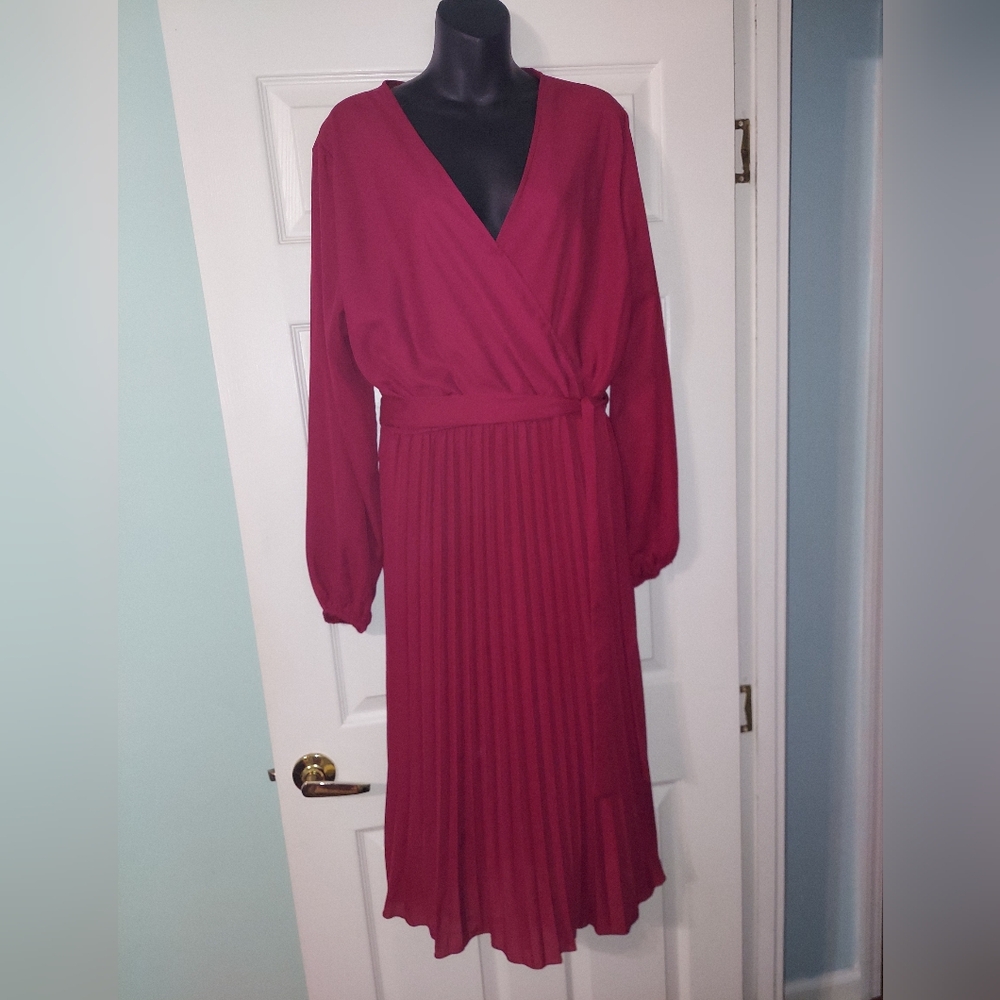 Dress long sleeve pleated skirt 2XL wine color